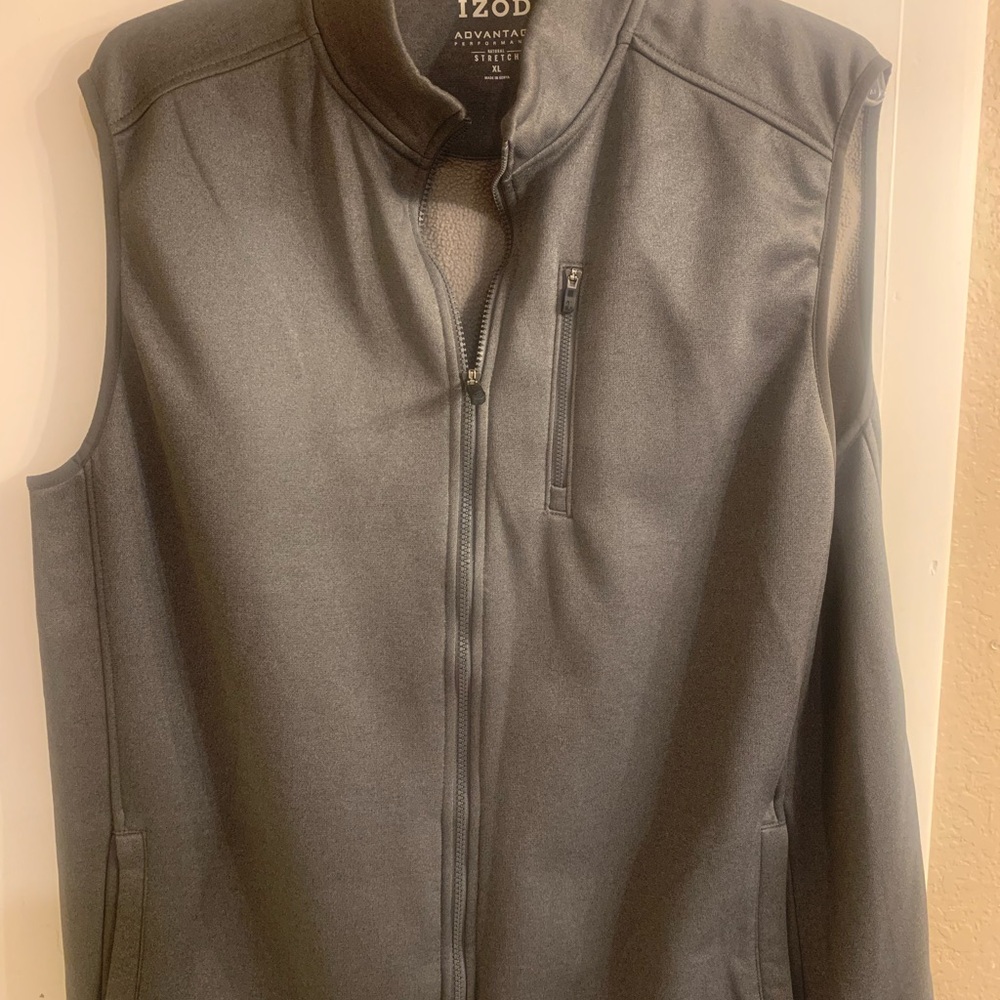 Izod Men's Dark Gray Vest